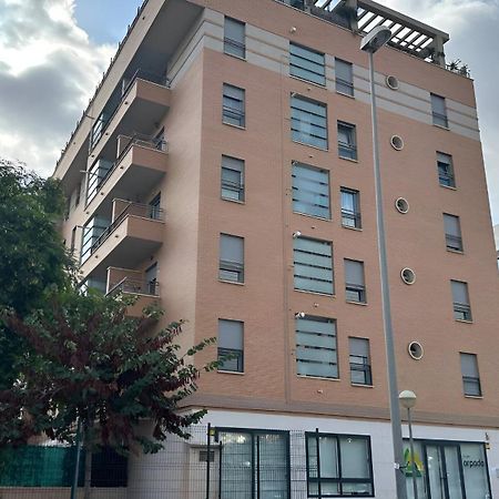 Malaga Campus Apartment Parking Included Zewnętrze zdjęcie