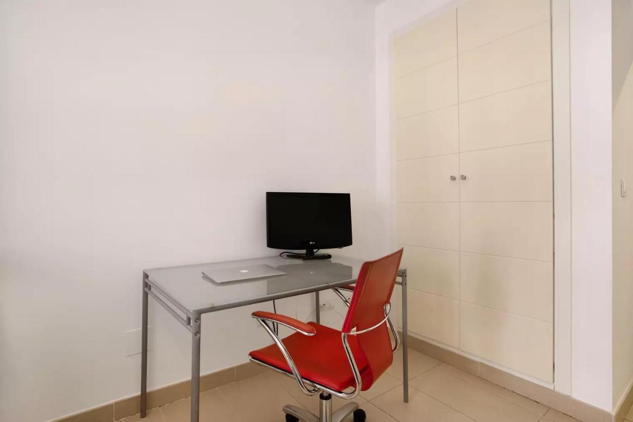Malaga Campus Apartment Parking Included Zewnętrze zdjęcie