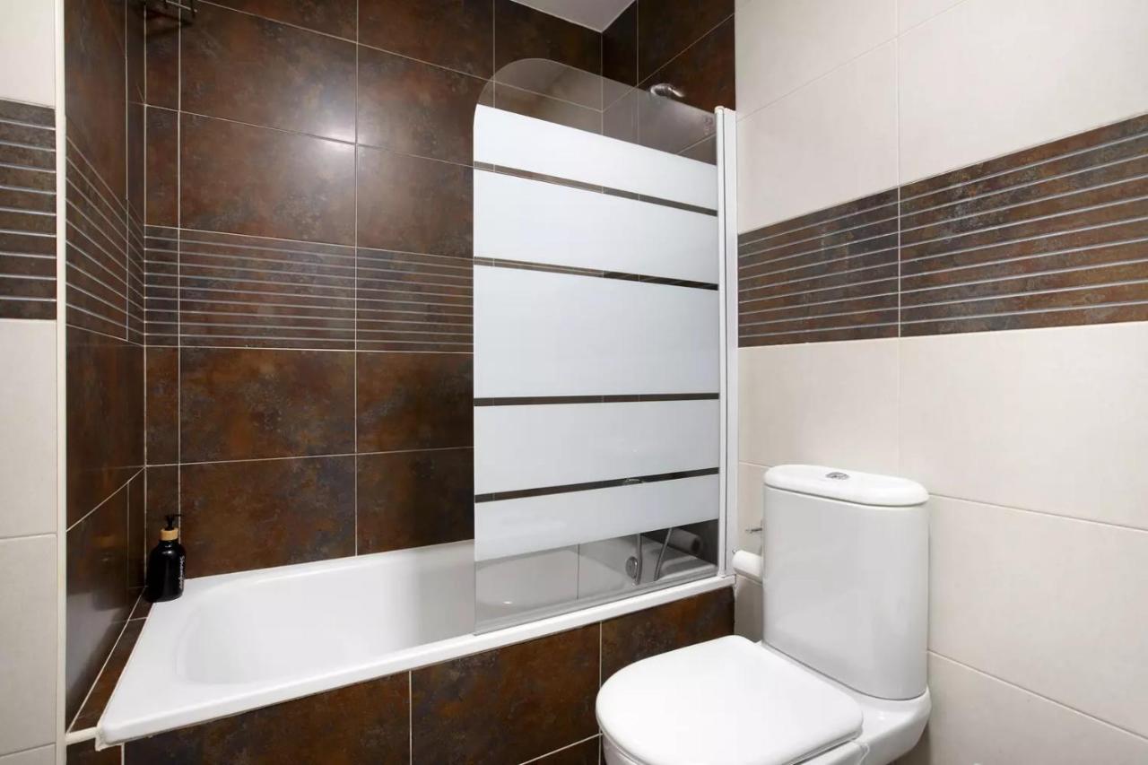 Malaga Campus Apartment Parking Included Zewnętrze zdjęcie