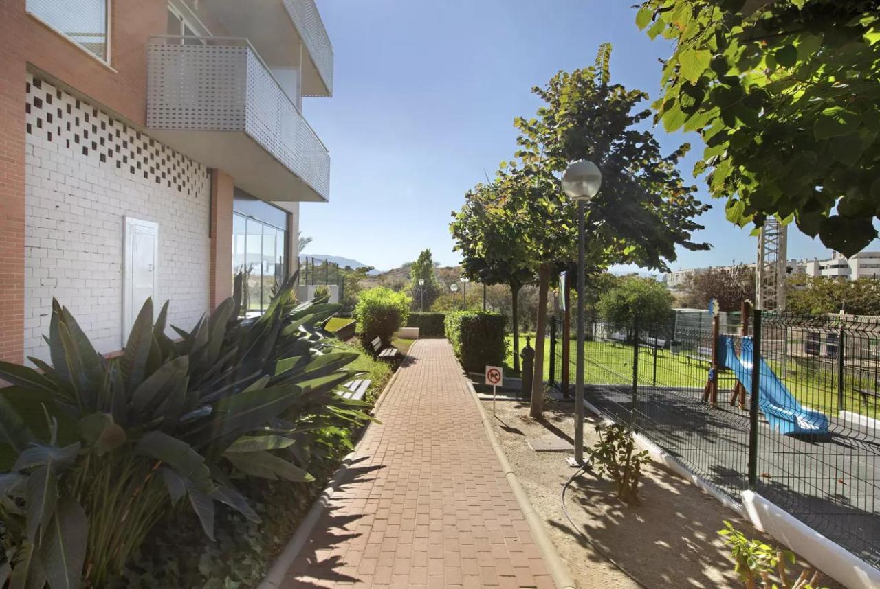 Malaga Campus Apartment Parking Included Zewnętrze zdjęcie