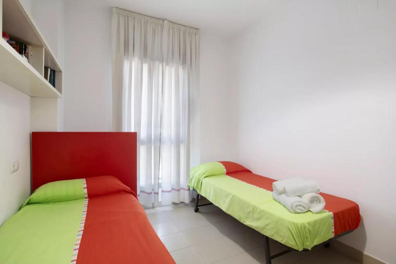 Malaga Campus Apartment Parking Included Zewnętrze zdjęcie